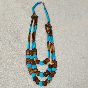 3 Strand Blue & brown beaded necklace 3 strand Hook & eye